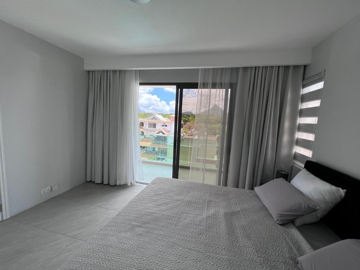 Top-Floor Modern 3Bd Penthouse With Beautiful Mountain View Terrace - 5 Min Walk To Beach Flic-en-Flacq Esterno foto
