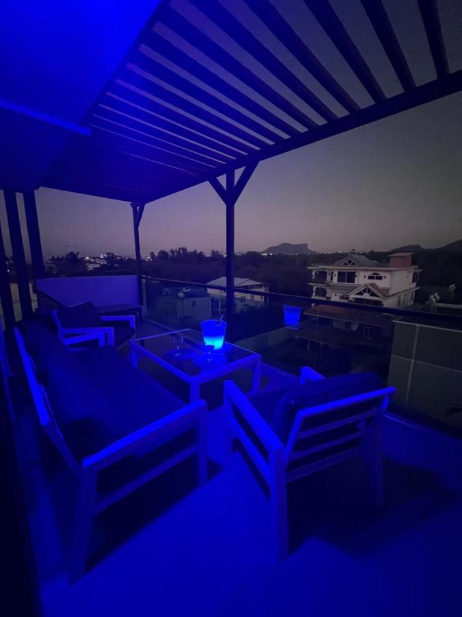 Top-Floor Modern 3Bd Penthouse With Beautiful Mountain View Terrace - 5 Min Walk To Beach Flic-en-Flacq Esterno foto