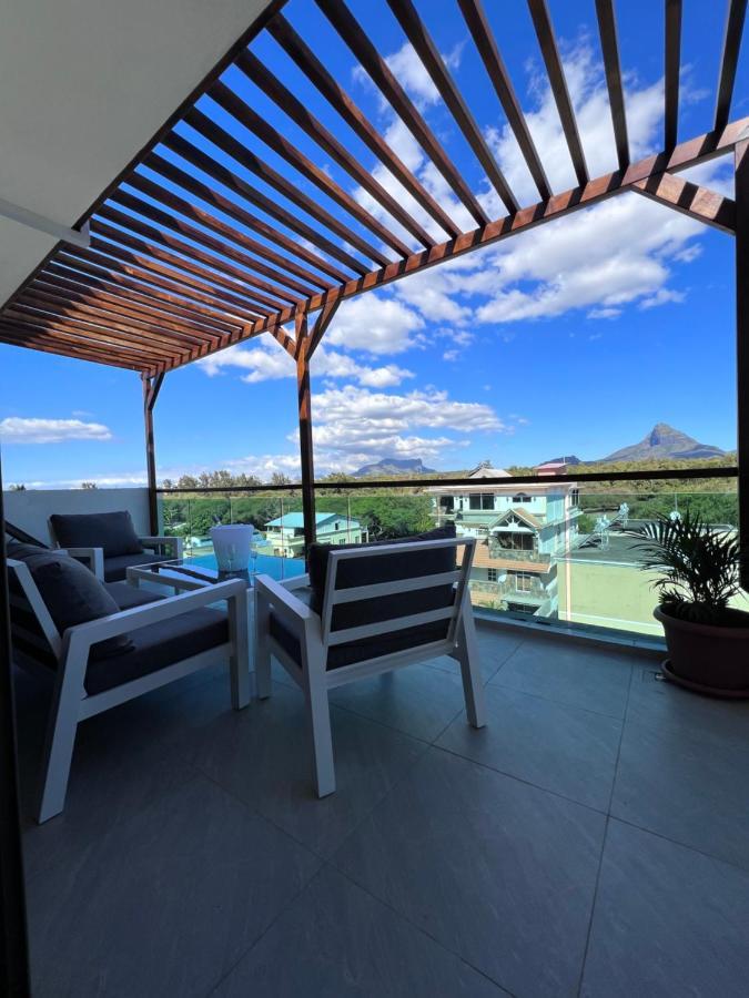 Top-Floor Modern 3Bd Penthouse With Beautiful Mountain View Terrace - 5 Min Walk To Beach Flic-en-Flacq Esterno foto