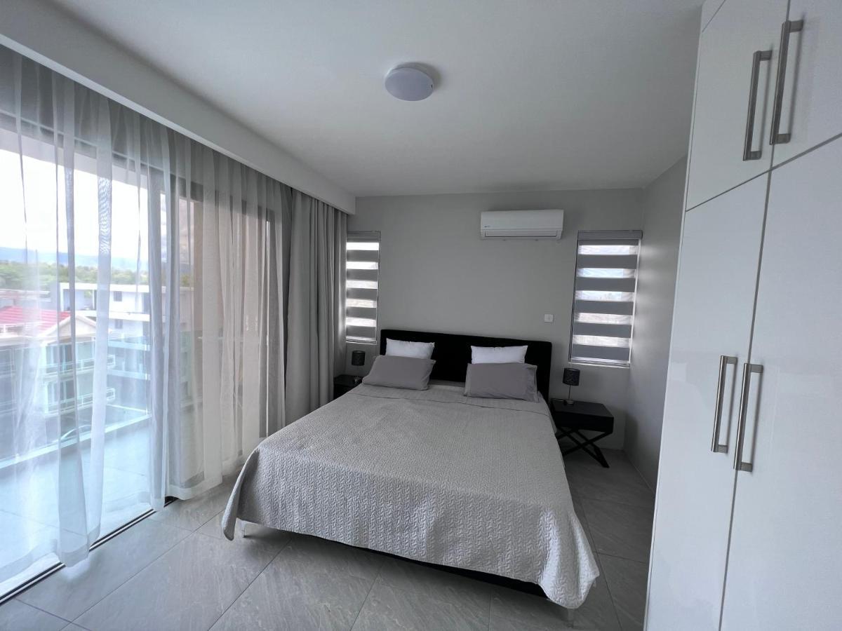 Top-Floor Modern 3Bd Penthouse With Beautiful Mountain View Terrace - 5 Min Walk To Beach Flic-en-Flacq Esterno foto